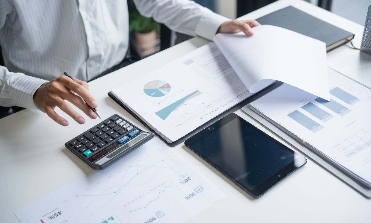HR Audit Procedures: Comprehensive Compliance Reviews and Risk Assessment